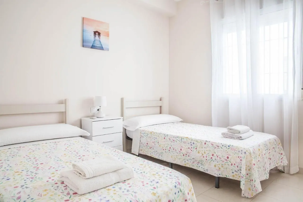 Entre El Centro Y La Mezquita Totalmente Climatizado Parking Gratuito Apartment Cordoba Spain